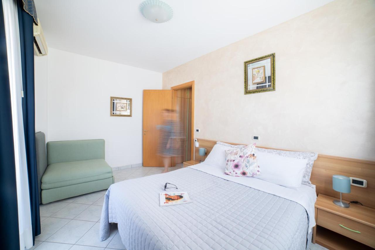 Casa Merano Residence & Restaurant Bibione Centro Eksteriør billede